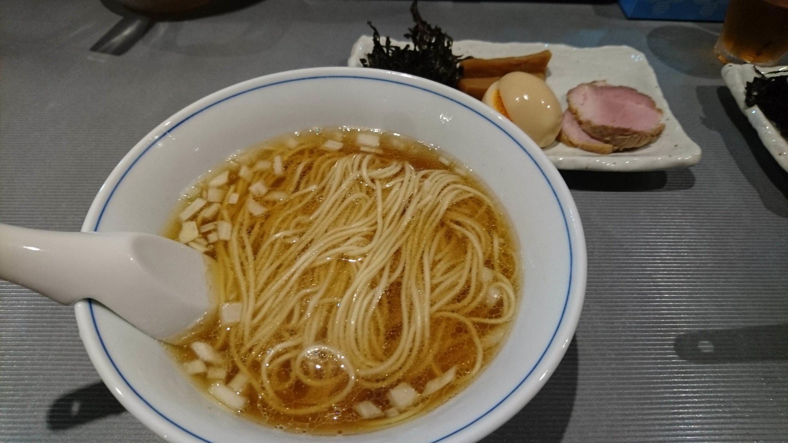 氷見産煮干しラーメン