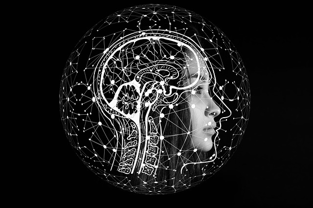 人の粗探しをする人に悩む女性